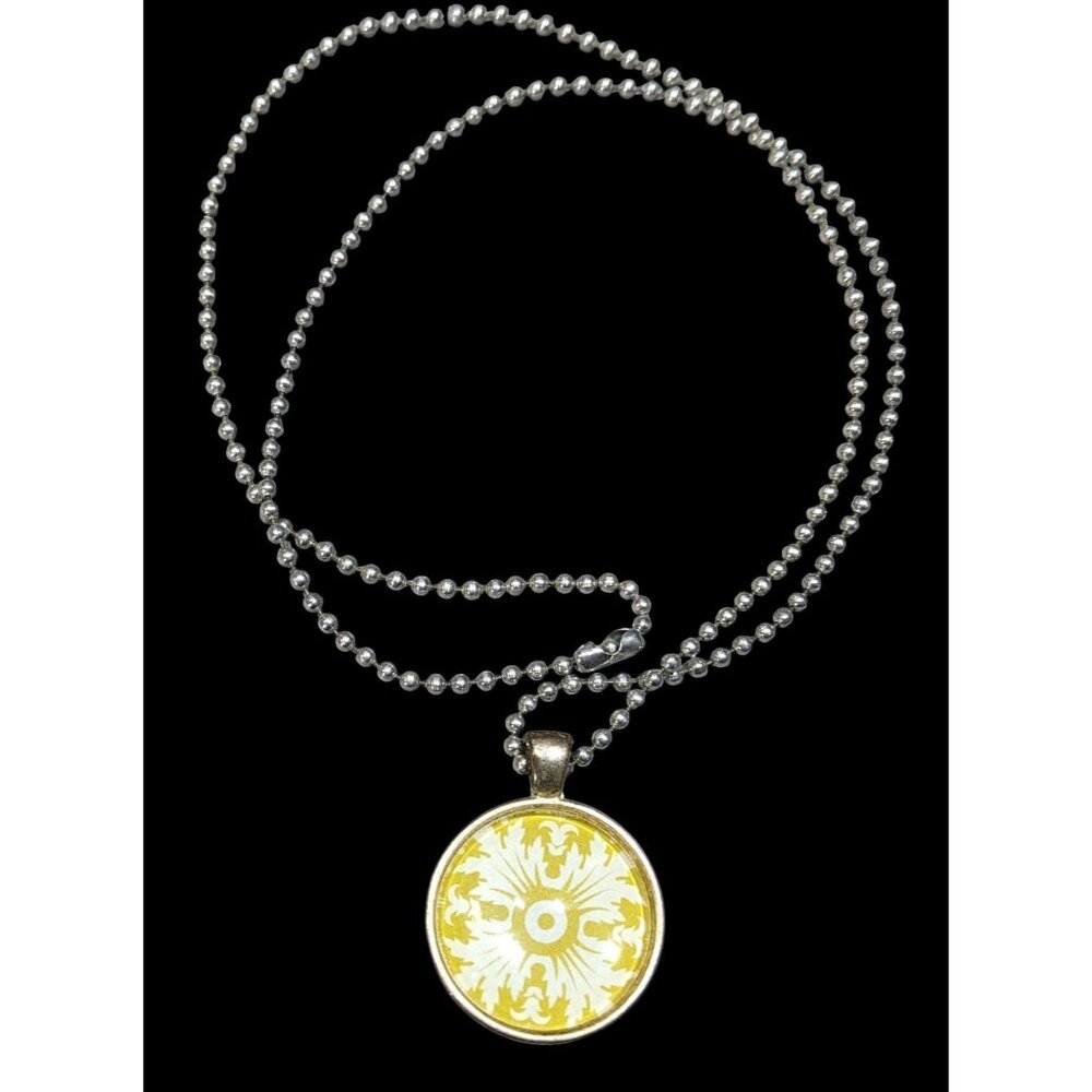 Floral Fairycore White And Yellow Cabochon Pendant Necklace